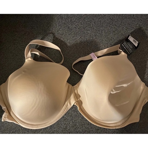 Maidenform Other - Maidenform “One Fab Fit” Demi T-shirt underwire bra convertible straps size 42 D